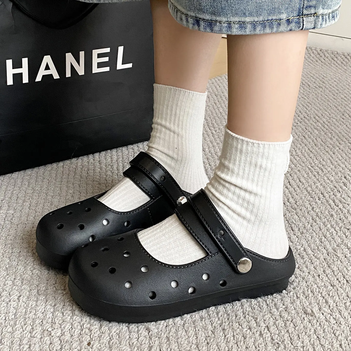 

Summer New Women's Mary Jane Slippers EVA Fashion Flat Sole Non-slip Breathable Clogs Minimalist Ins Style Beach Shoes