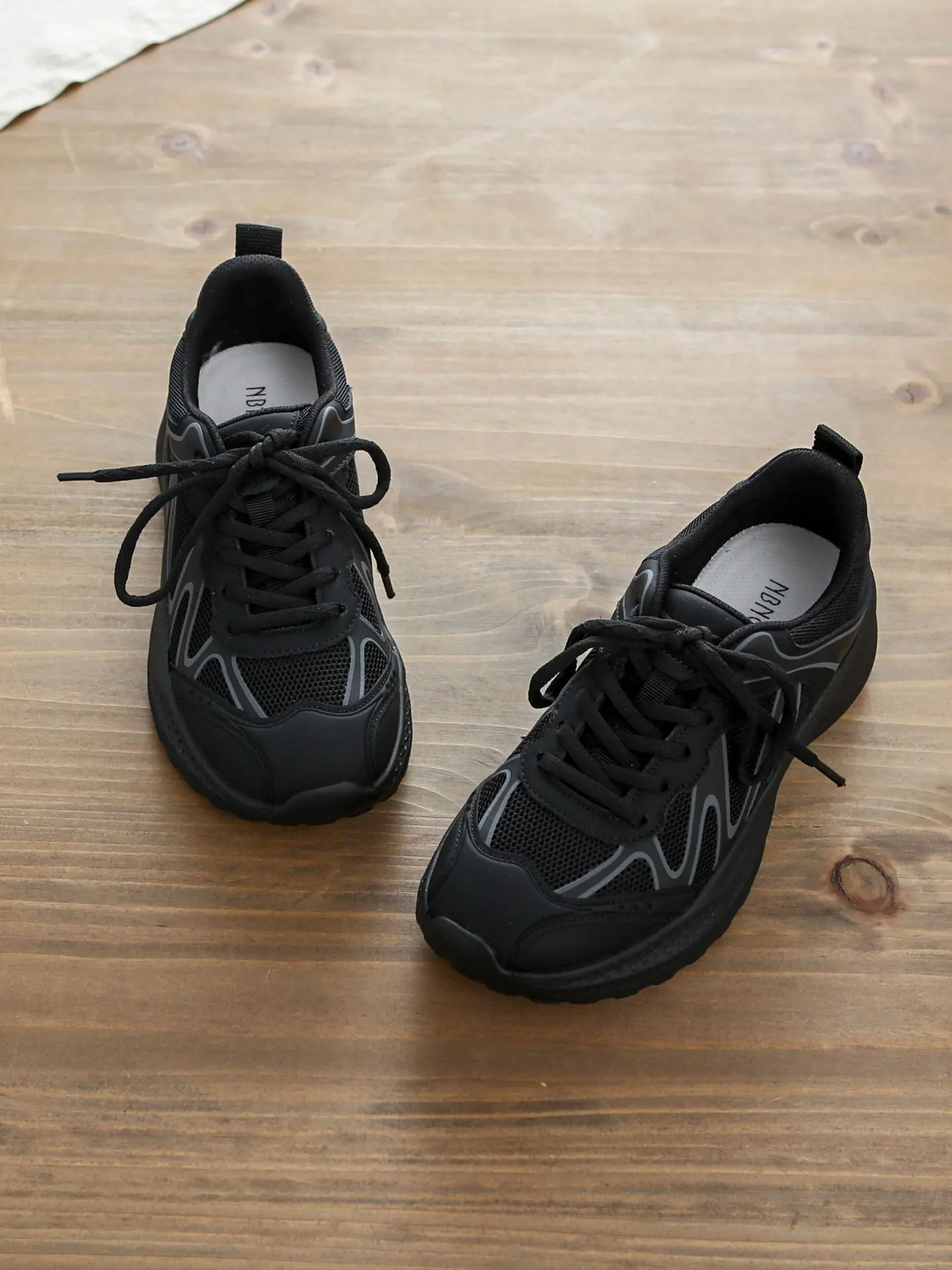 2026 New Lightweight Sport Shoes Flat Bottom Running Shoes Shock Absorption Anti-Slip Outdoor Walking Shoes Mesh Upper