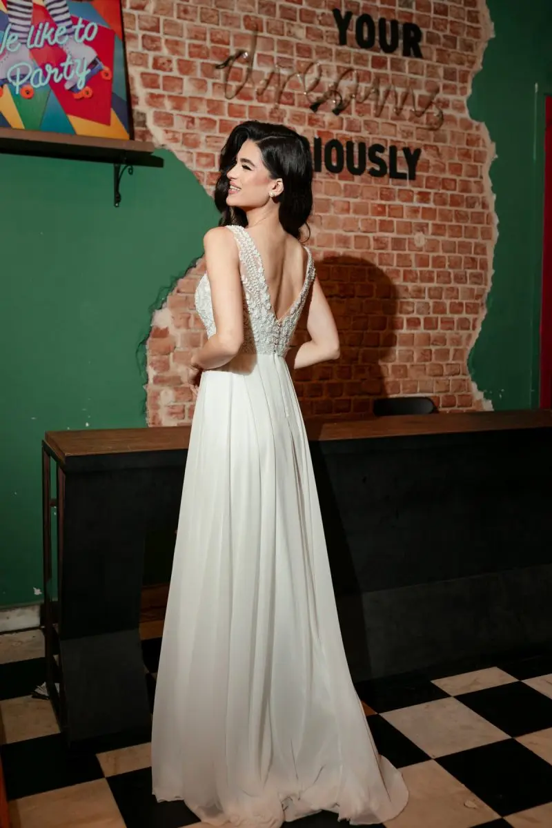 فساتين زفاف بوهو للنساء فستان العروس على شكل حرف v بدون ظهر مزين بالدانتيل فساتين زفاف Vestidos De Novia 2025 مخصصة #4