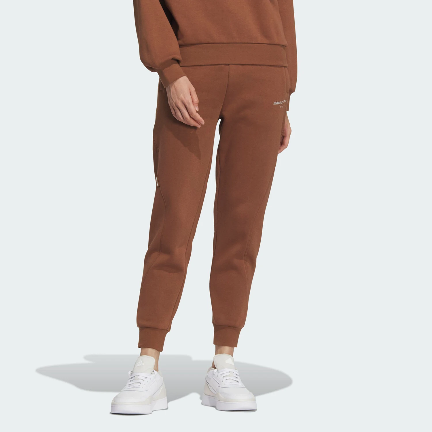 Pantalones deportivos informales con forro polar estilo Maillard genuino Adidas para mujer IX6789