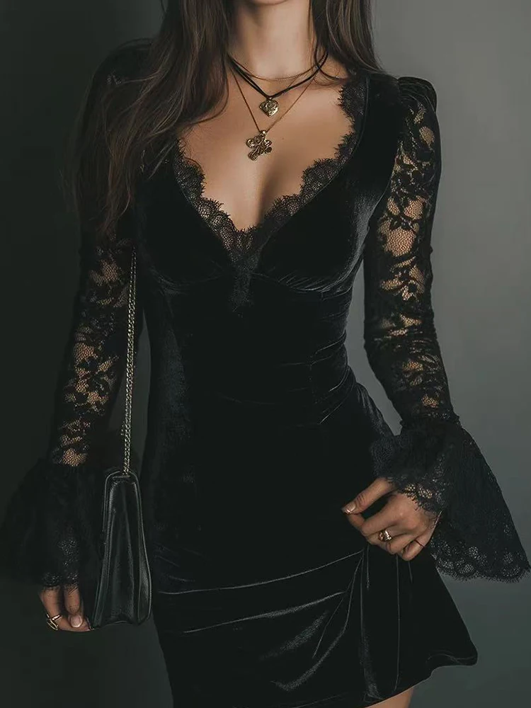 Damen-Minikleid mit tiefem V-Ausschnitt, Spitze, Patchwork, lange ausgestellte Ärmel, Etui-Stil, elegant, sexy, Streetwear für Herbst, Urlaub, Mode 2026