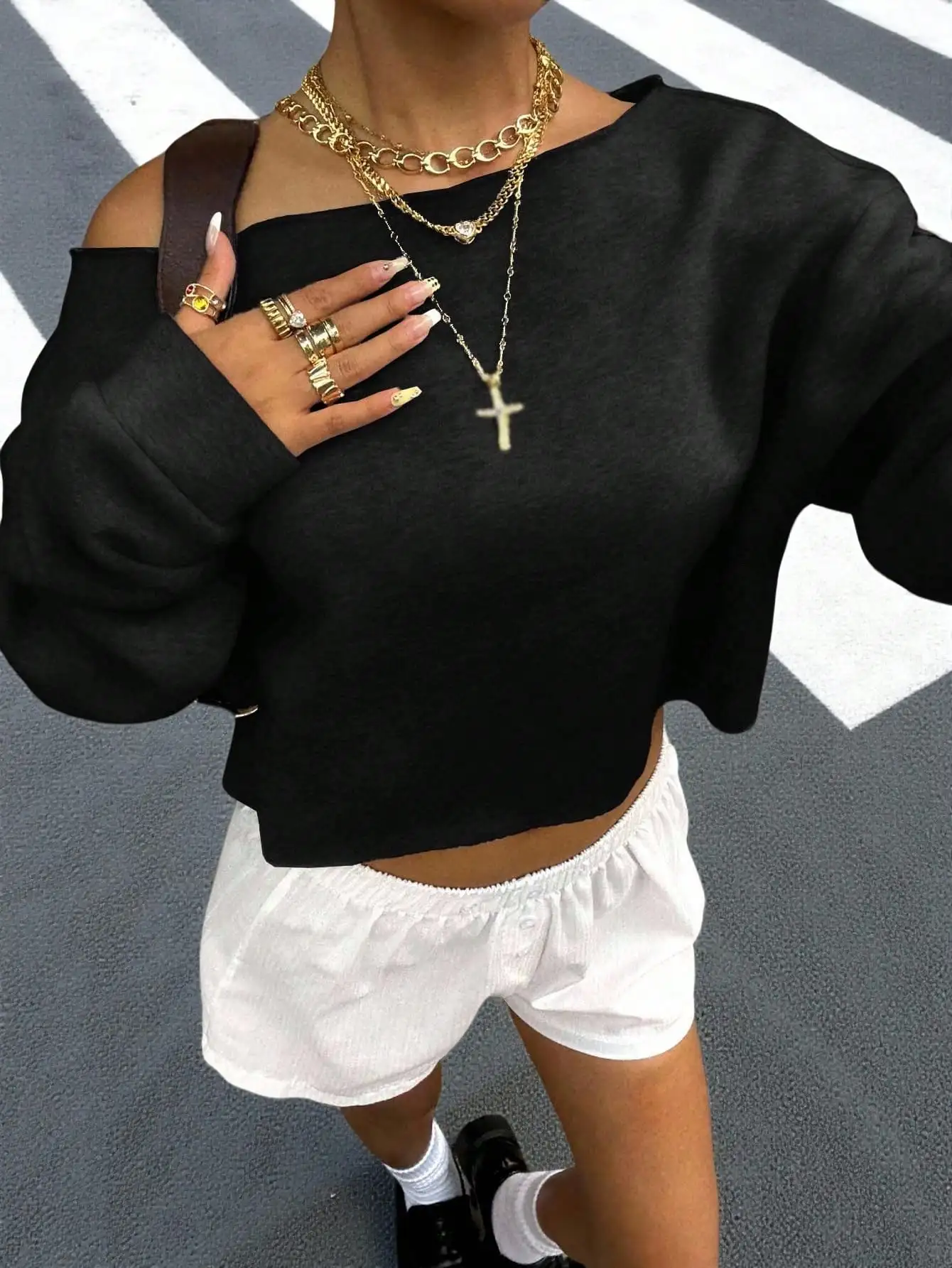 

Женская укороченная толстовка с открытыми плечами, свободный крой, с длинными рукавами, повседневный топ для осени/зимы