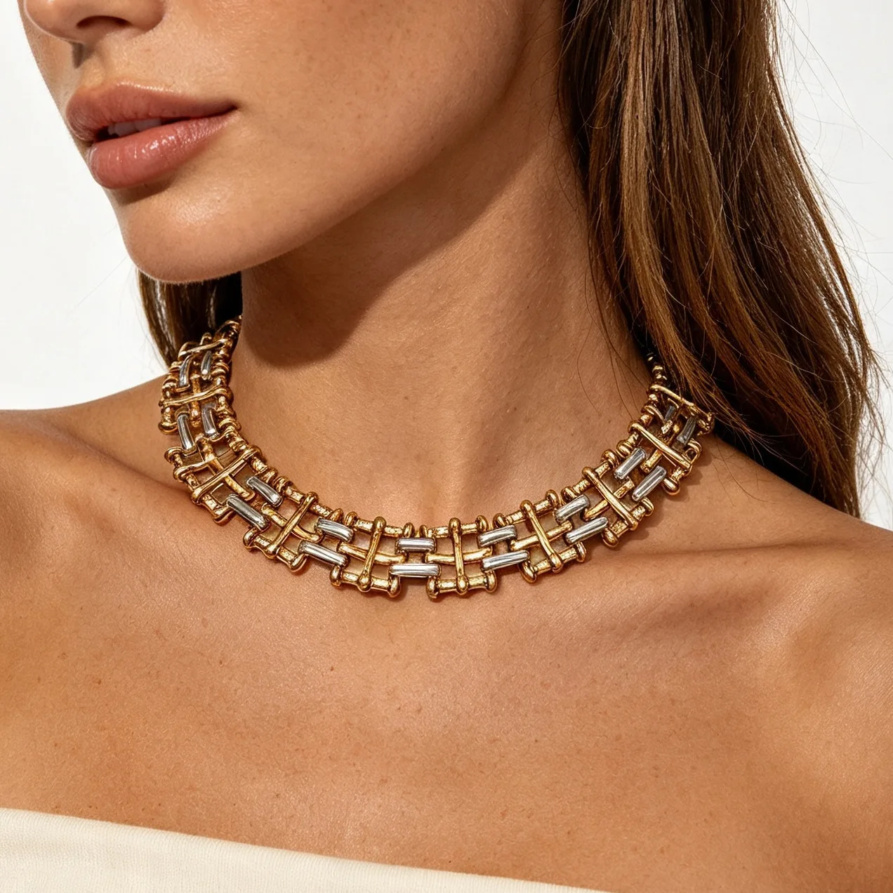 2026 Vintage Chunky Metall-Choker-Halskette für Damen, Persönlichkeits-Schmuck, Accessoires für Bankette und Partys – Detail 2