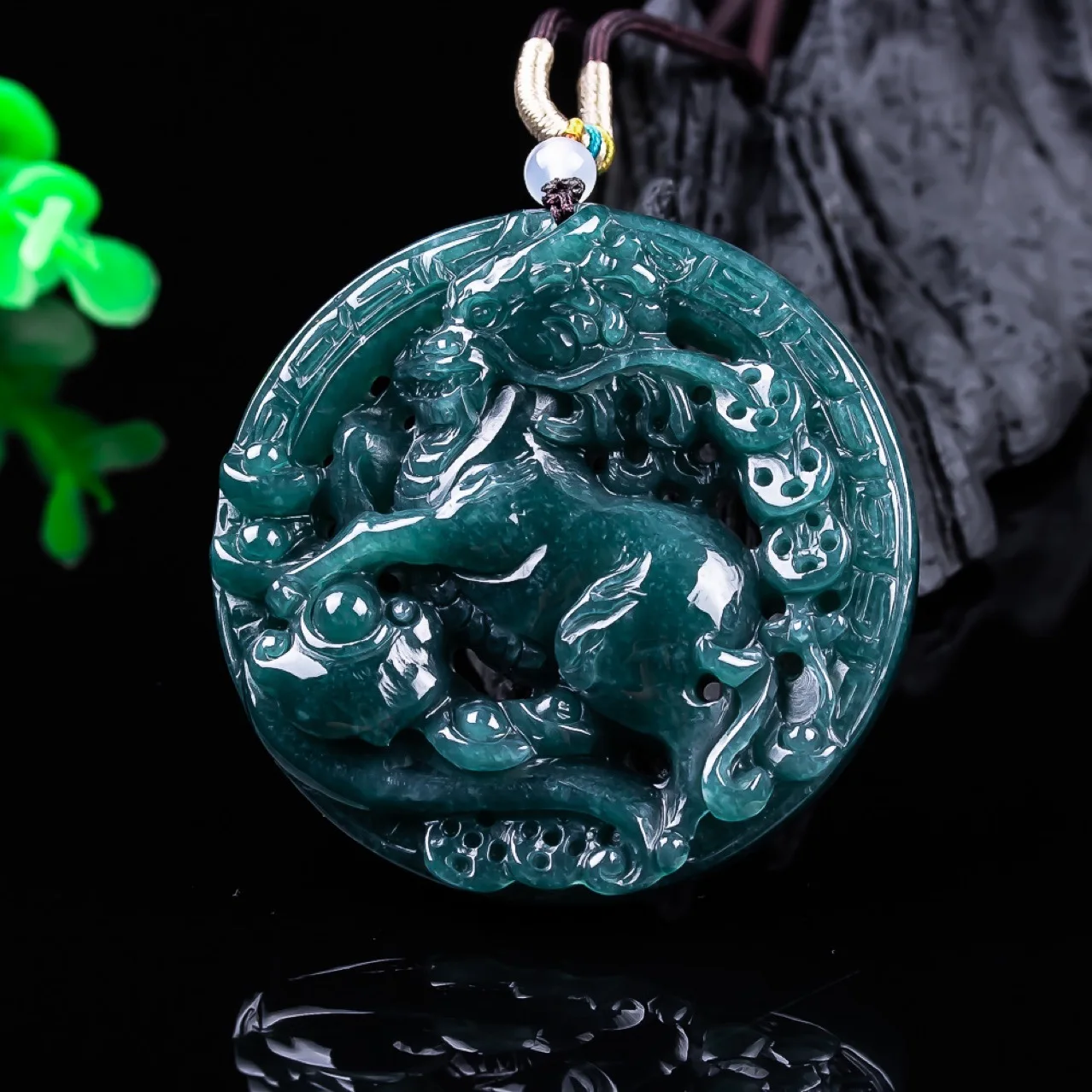 

Бирманский жадеит Дракон Кулон Натуральные украшения Драгоценный камень Настоящий нефрит Винтаж Дизайнерское модное ожерелье Талисманы Роскошные
