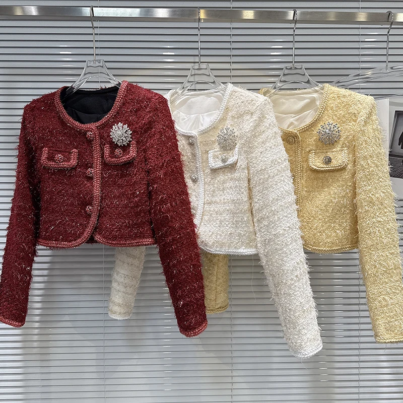 2025 Winter New French Style Round Neck Knitted Coarse Fleece Down Short Jacket Women Fashionable and Elegant Commute Coat