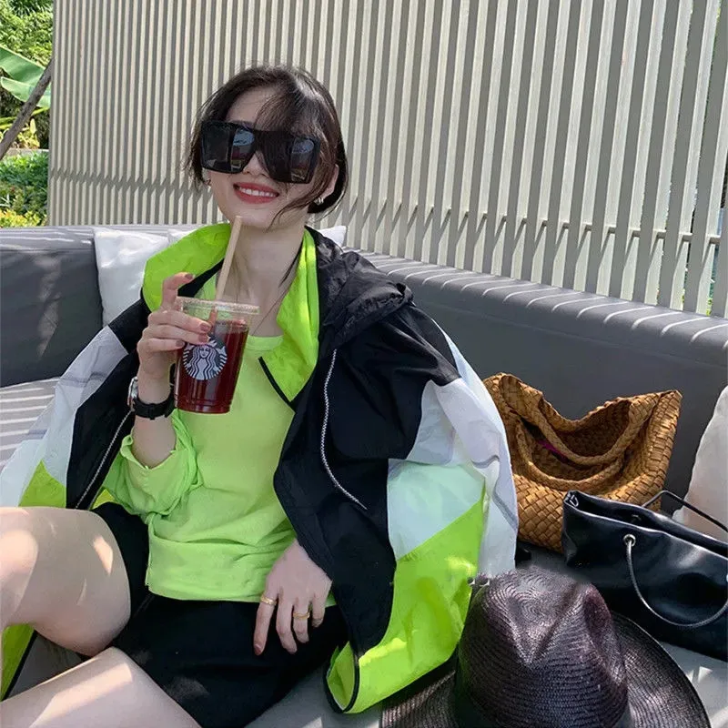 Odzież z filtrem przeciwsłonecznym damska lato 2025 nowa damska dopasowana kolorystycznie kurtka luźna odzież chroniąca przed słońcem płaszcz cienki płaszcz z kapturem