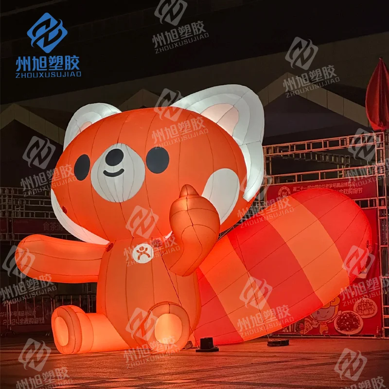 Il panda cinese del panda rosso gonfiabile del fumetto di vendita direttamente in fabbrica personalizza la dimensione del logo spedizione veloce