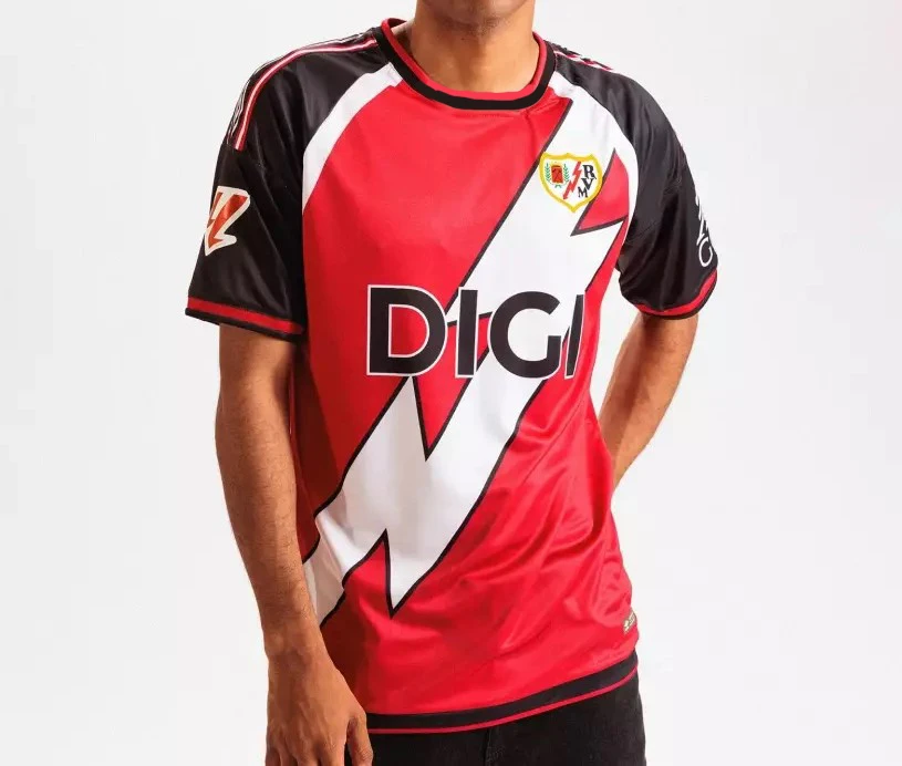 2026-27 Sommer Atmungsaktives Rayo Vallecano Fußballtrikot für Erwachsene, Herren- und Damen-Schnelltrocknendes Outdoor-Sport-Familien-T-Shirt