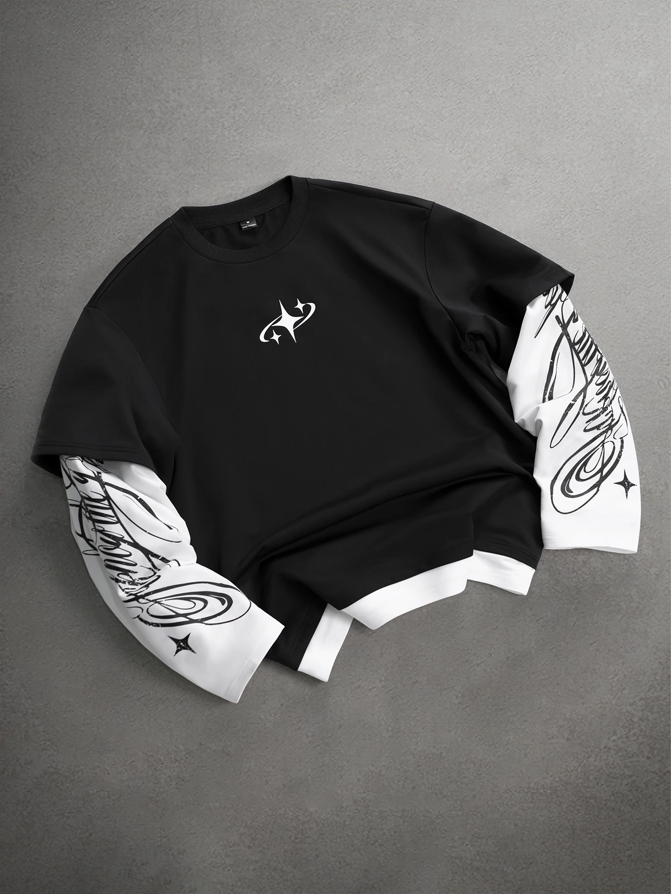 Men's & Women's Fake Two Piece Long Sleeve Tee Star Logo Cursive Print Layered Crew Neck Y2K Hip Hop Streetwear Oversized Top
