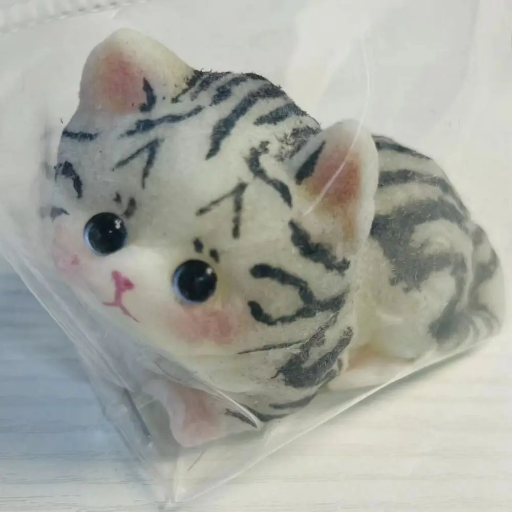 かわいい猫柄のスクイーズおもちゃ,植毛面,ポータブル,ソフト,減圧,ストレス解消,新品