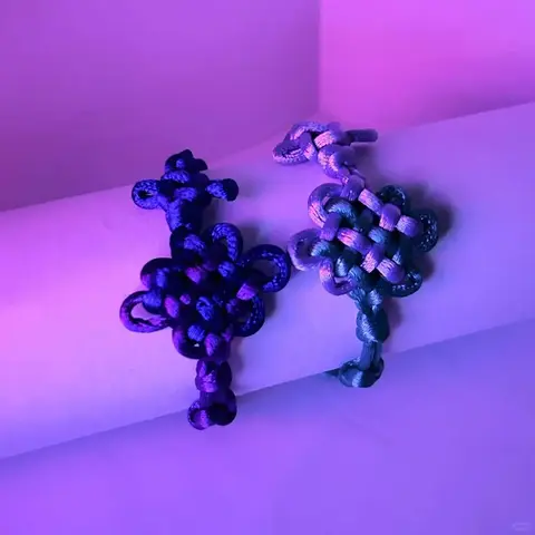 Kinesisk knut vävt armband Anime Kpop Huntrx armband Cosplay smycken tillbehör Rumi Jinu pararmband färgat turrep 10 best sales Kinesiskt knutarmband - №1