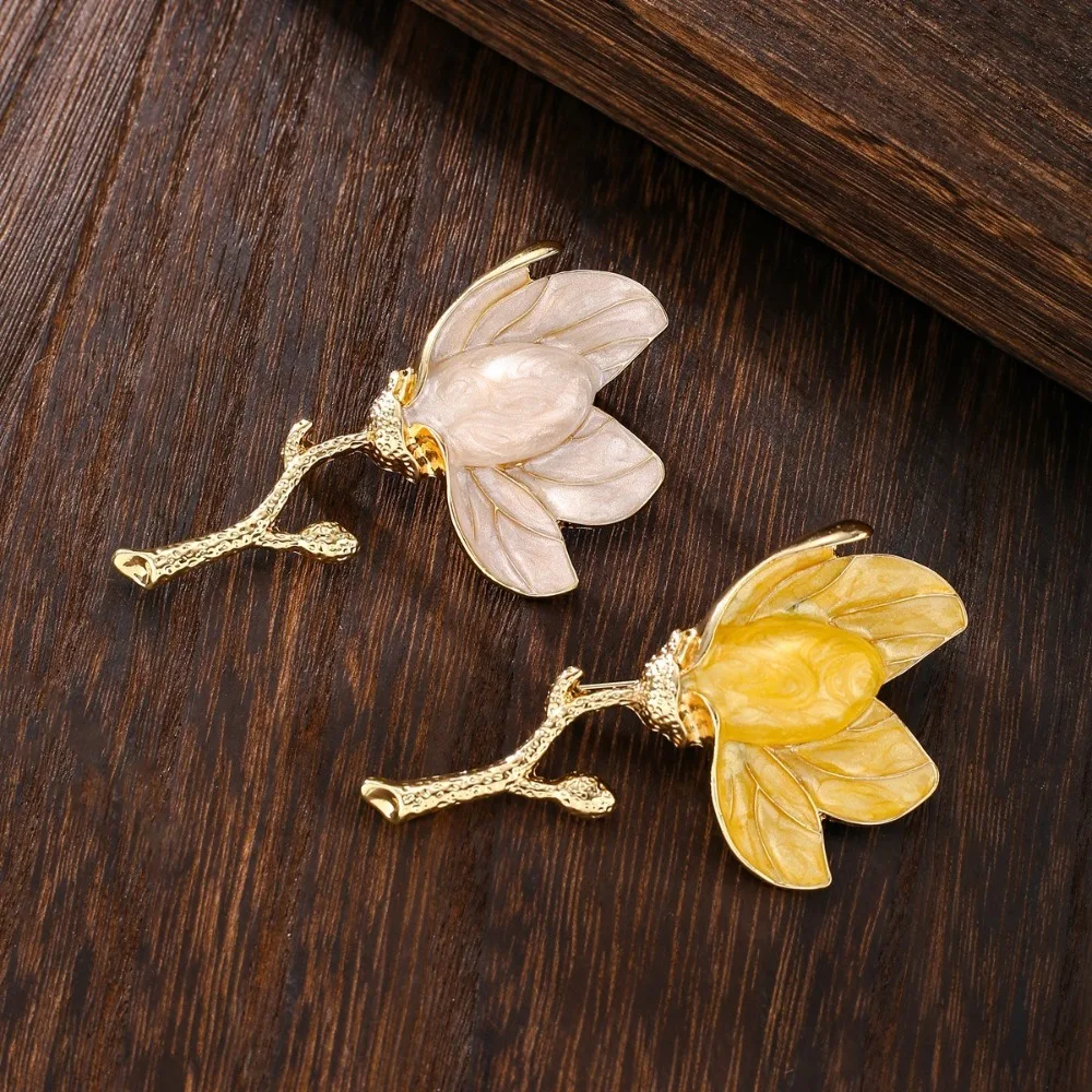 Модные броши с цветком магнолии, 3 цвета, эмаль, красивый цветок, брошь, булавки, подарки, украшение для костюма для вечеринки для женщин