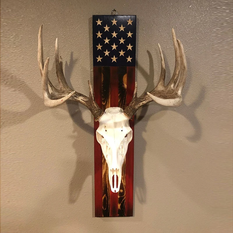 European Deer Mount Plaque, Prey Display Rack, Home Decoration,Wooden Background Stars and Stripes Patterns,Home Decor in Stock