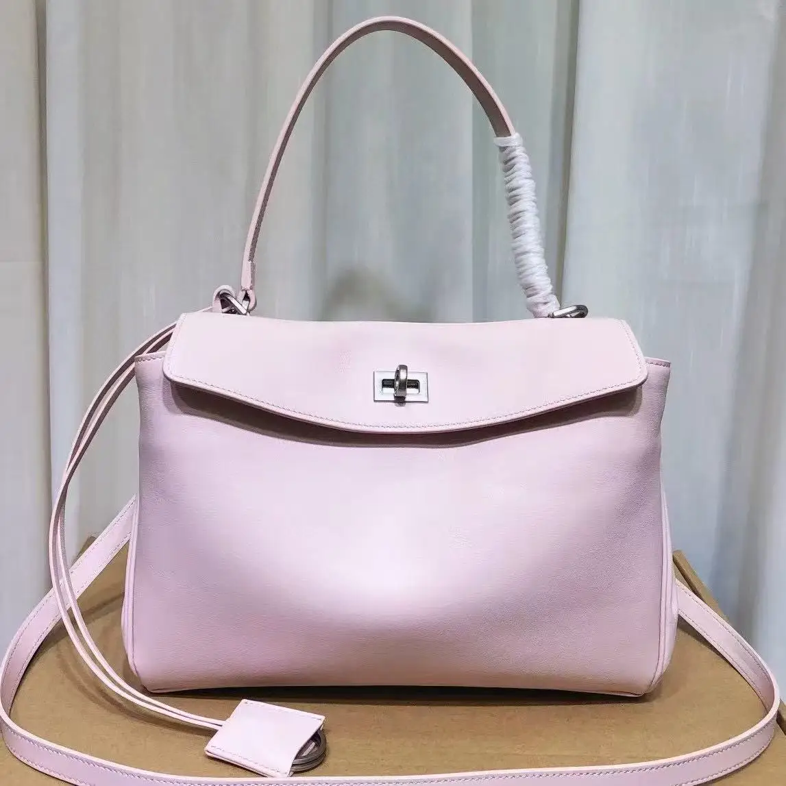 nuevo-estilo-de-viajero-bolso-cruzado-de-vaca-pitot-para-mujer-bolso-premium-para-axila-de-gran-capacidad