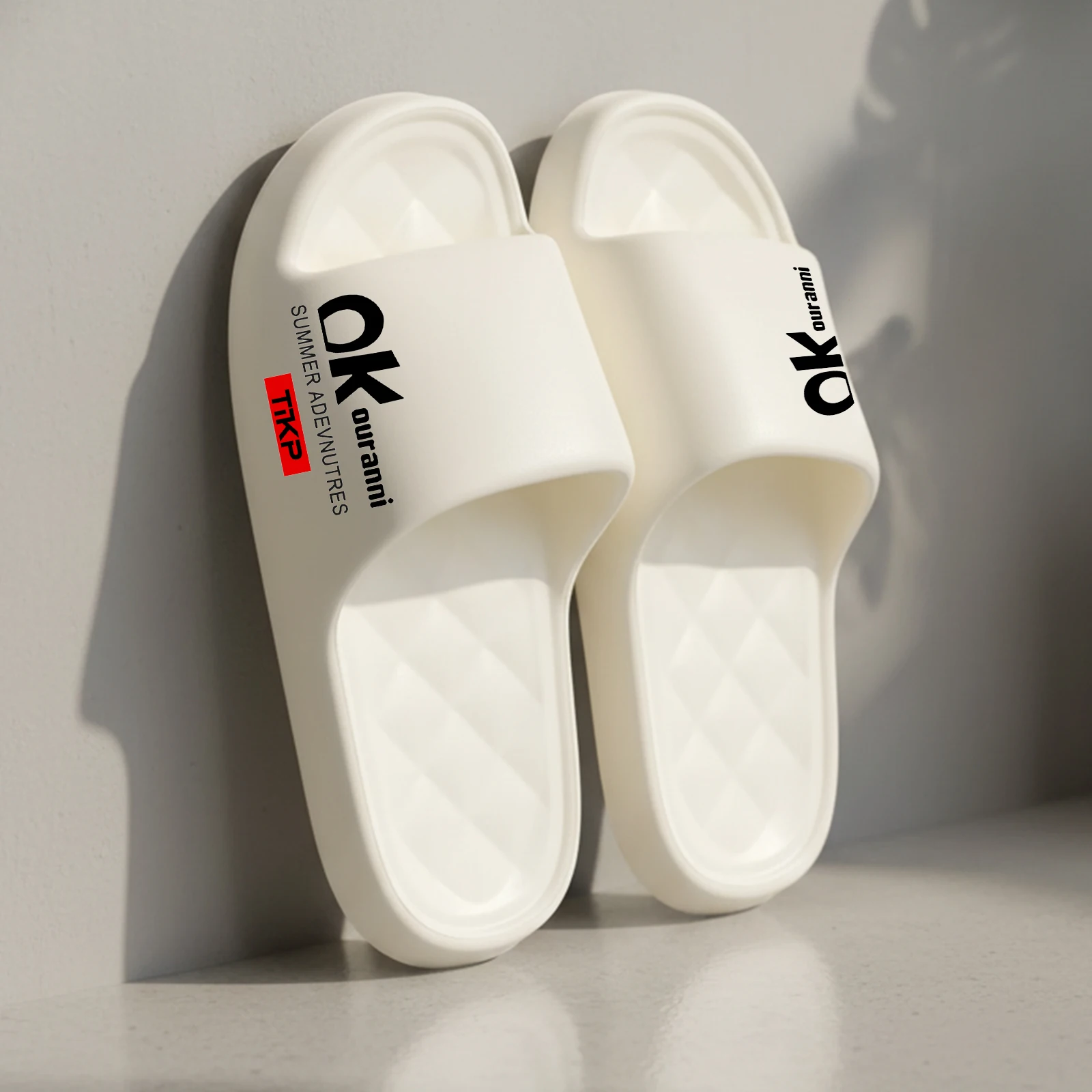Summer Innovative Design Eva Men's Shoes, Soft and Lightweight Home Slippers, Suitable for Indoor and Outdoor Leisure Activities