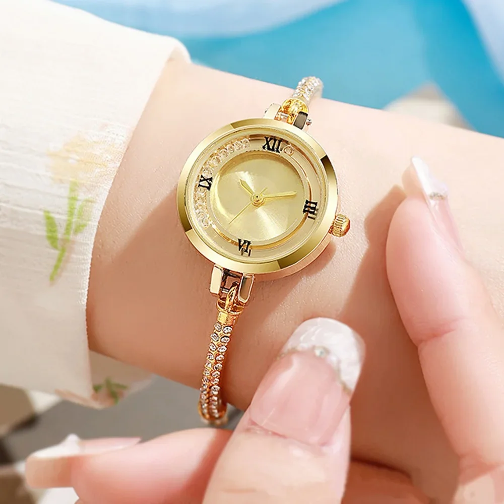 

2024 Fashion Women's Wristwatch Gold Bracelet Small Dial Elegant Watch New Cute Women Steel Bracelet Watch Quartz Wristwatch