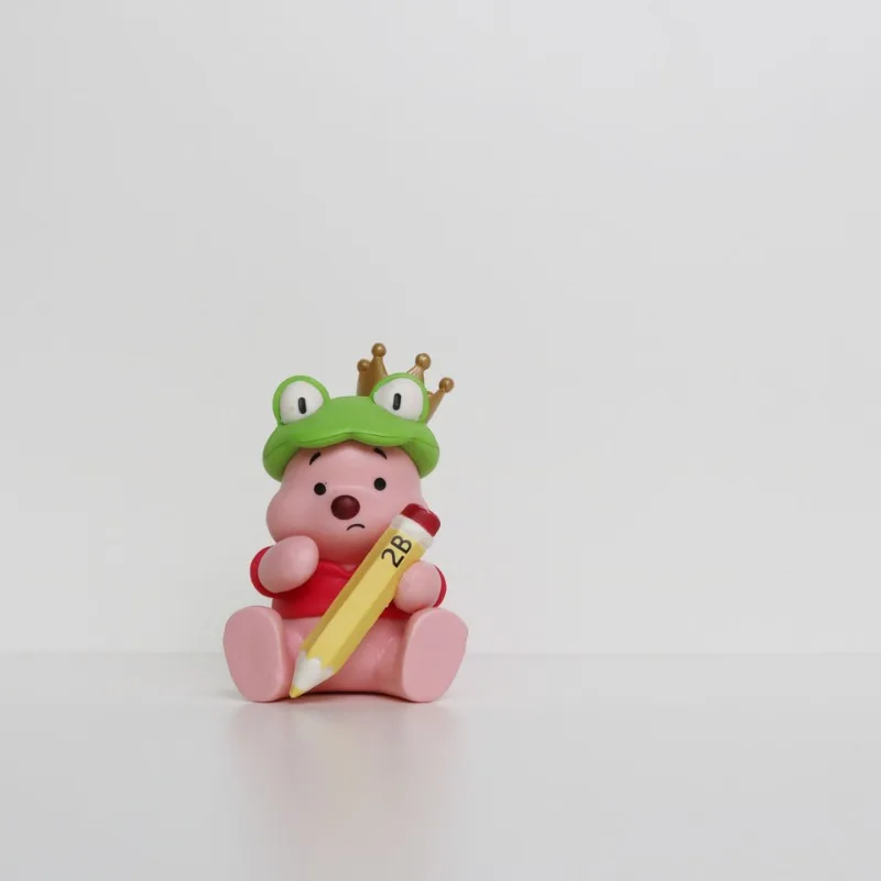 โมเดลของเล่นตุ๊กตาหมีปูห์จากอนิเมะ ของตกแต่งรถยนต์ ของตกแต่งโต๊ะทำงาน ของประดับจิ๋วสุดน่ารัก