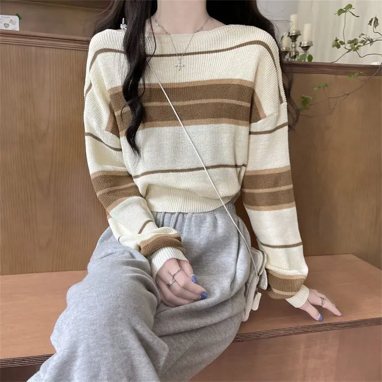 Advanced and Gentle Knitted Sweater for Women Featuring Contrasting Color Stripes and a Slim and Versatile Design Stunning Top