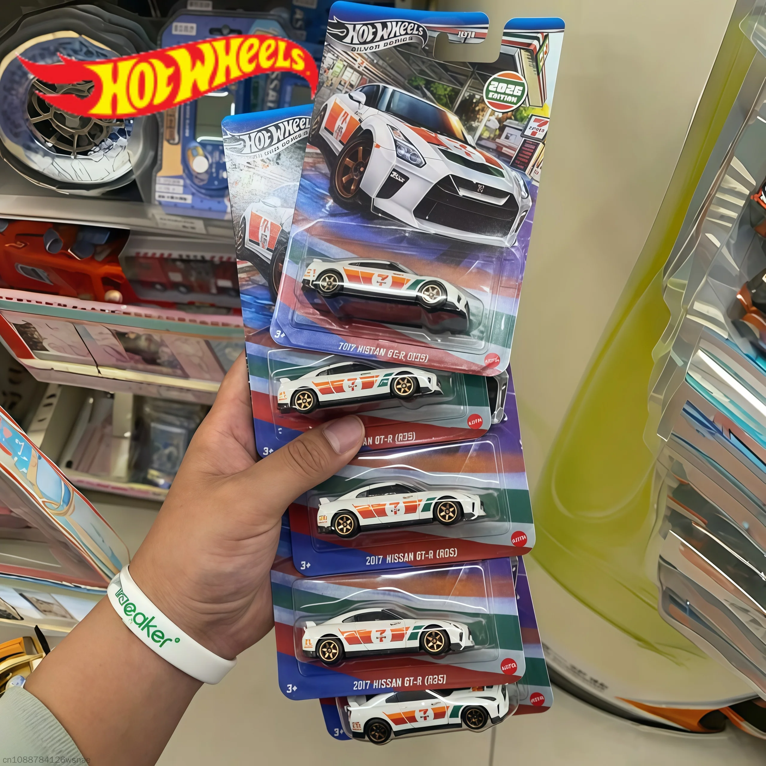 2026 2017 Nissan Gt R R35 7 Eleven Collab 1/64 Hot Wheels Diecast Car Model Special Edition Alloy Collectible For Hobby Fan Gift