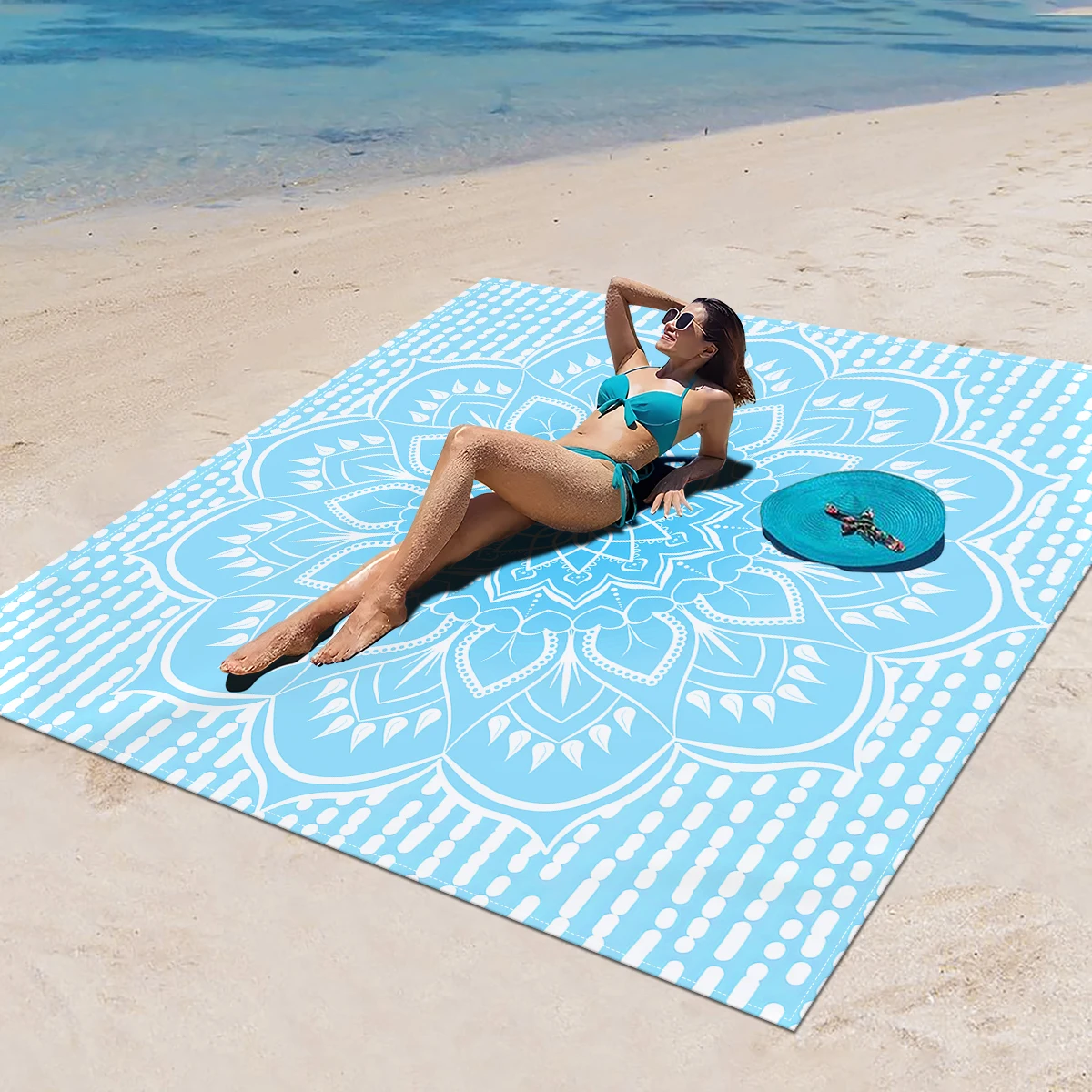 1Pc Light Blue Floral Pattern Design Camping Mat, Outdoor Waterproof and Sandproof Digital Printed Beach Picnic Mat/Beach Towel, Suitable for Outdoor Camping and Picnics view 3