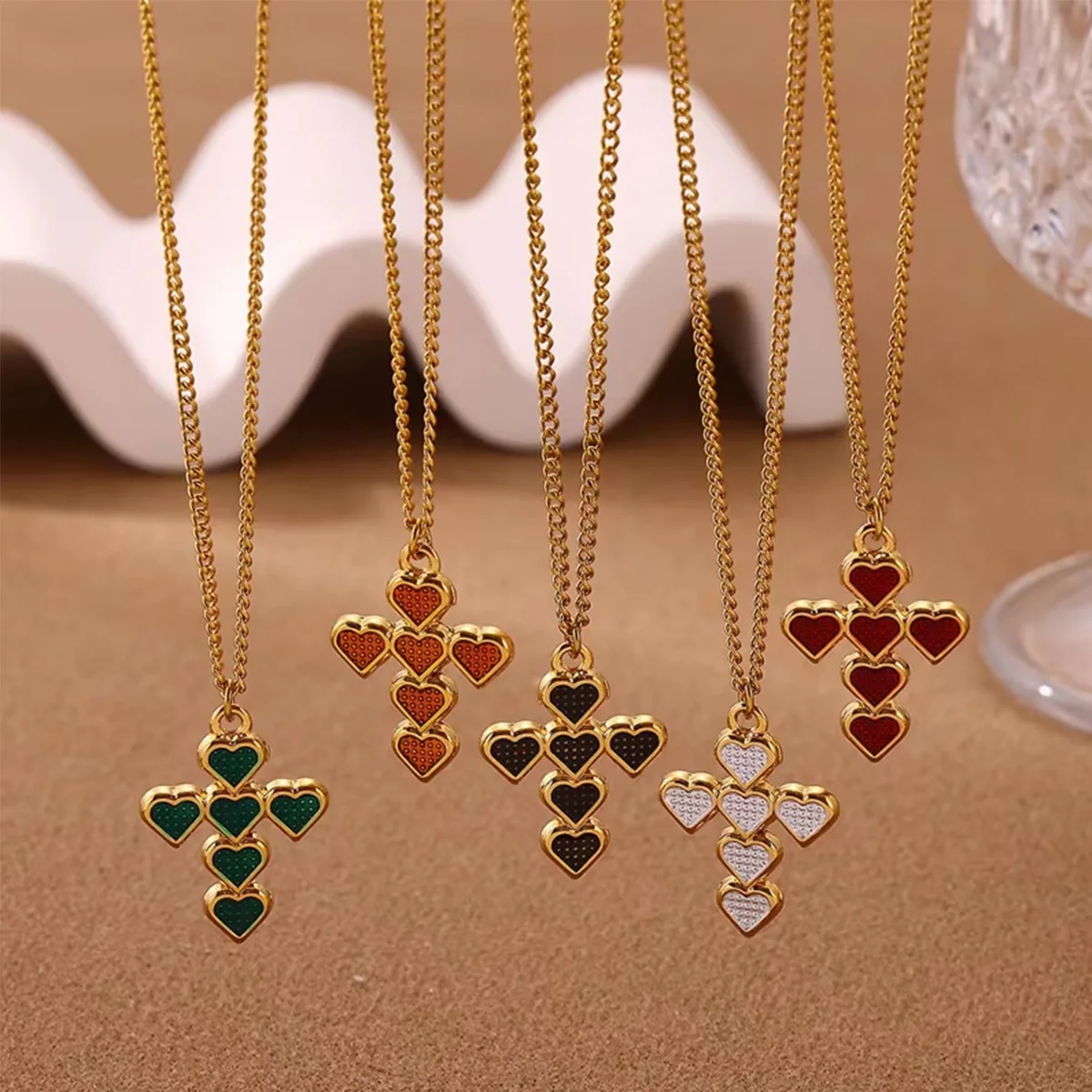 Edelstahl Bunter Kreuz-Herz-Anhänger Halskette für Männer Frauen Punk Hip-Hop Tropfenöl Goldfarben Halskette Schmuck Accessoires