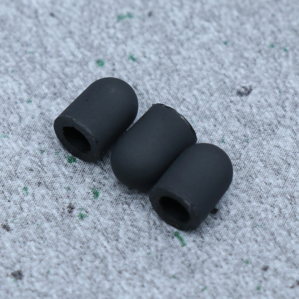 

30pcs Capacitive Stylus Tips Silicon Replacement Cover for Touch Screens Tablets Conductive Coating Durable Soft Mute