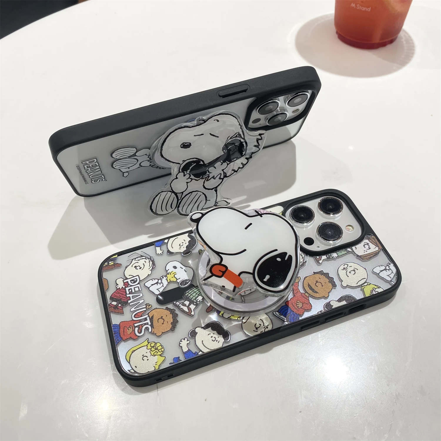 Cute Snoopy Charlie Brown Cartoon Magsafe Wireless Charge Clear Phone Cover For iPhone 15 14 13 12 16 Pro Max Magnetic Bracket