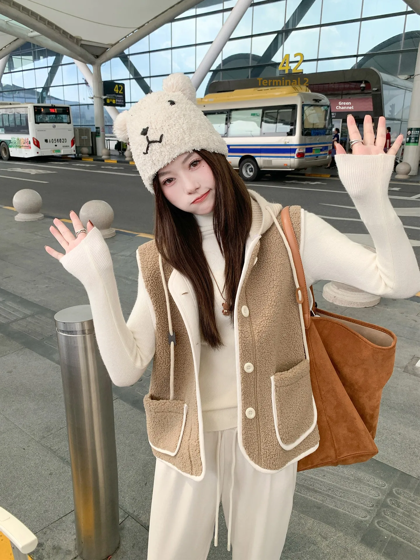 

Korean Sle Vintage Lamb Fur Hooded Vest Women's Outerwear Autumn Winter Faionable Layered Top Chinese Brand Commute