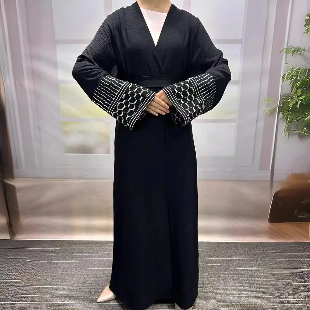 

2025 мусульманская новая модная женская однотонная вышитая повседневная модная элегантная свободная женская одежда с поясом Абая, пальто Джалабия