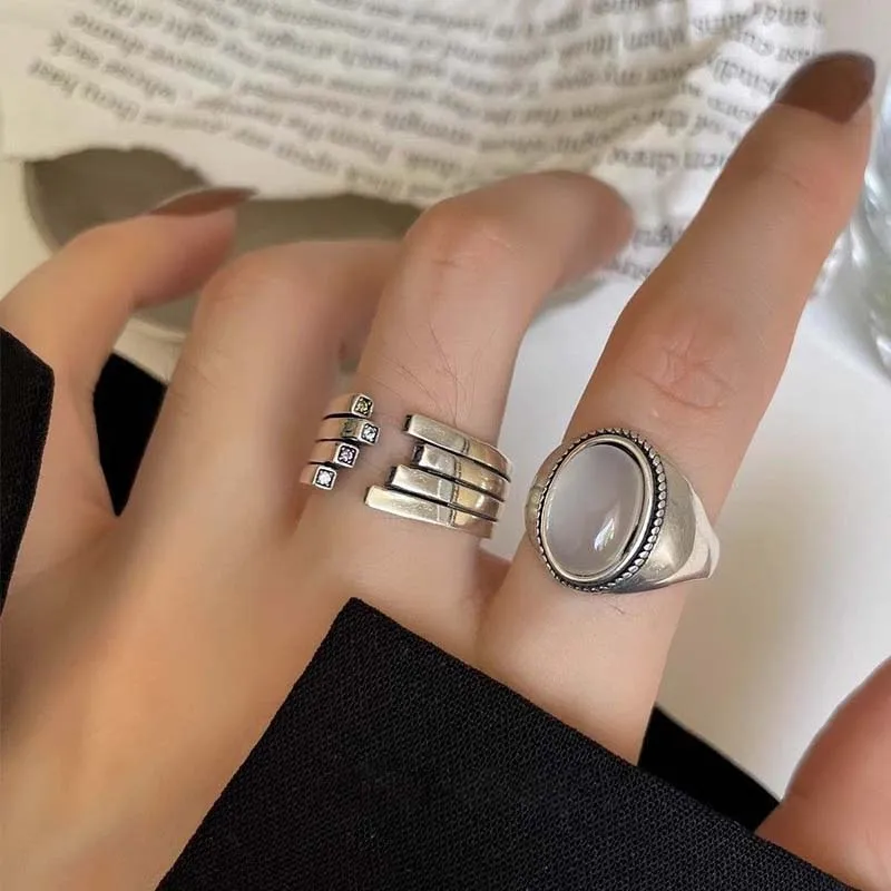 Fashion Silver Color Oval Open Ring for Women Couples Vintage Elegant White Opal Stone Geometric Ring Y2K Aesthetic Jewelry Gift