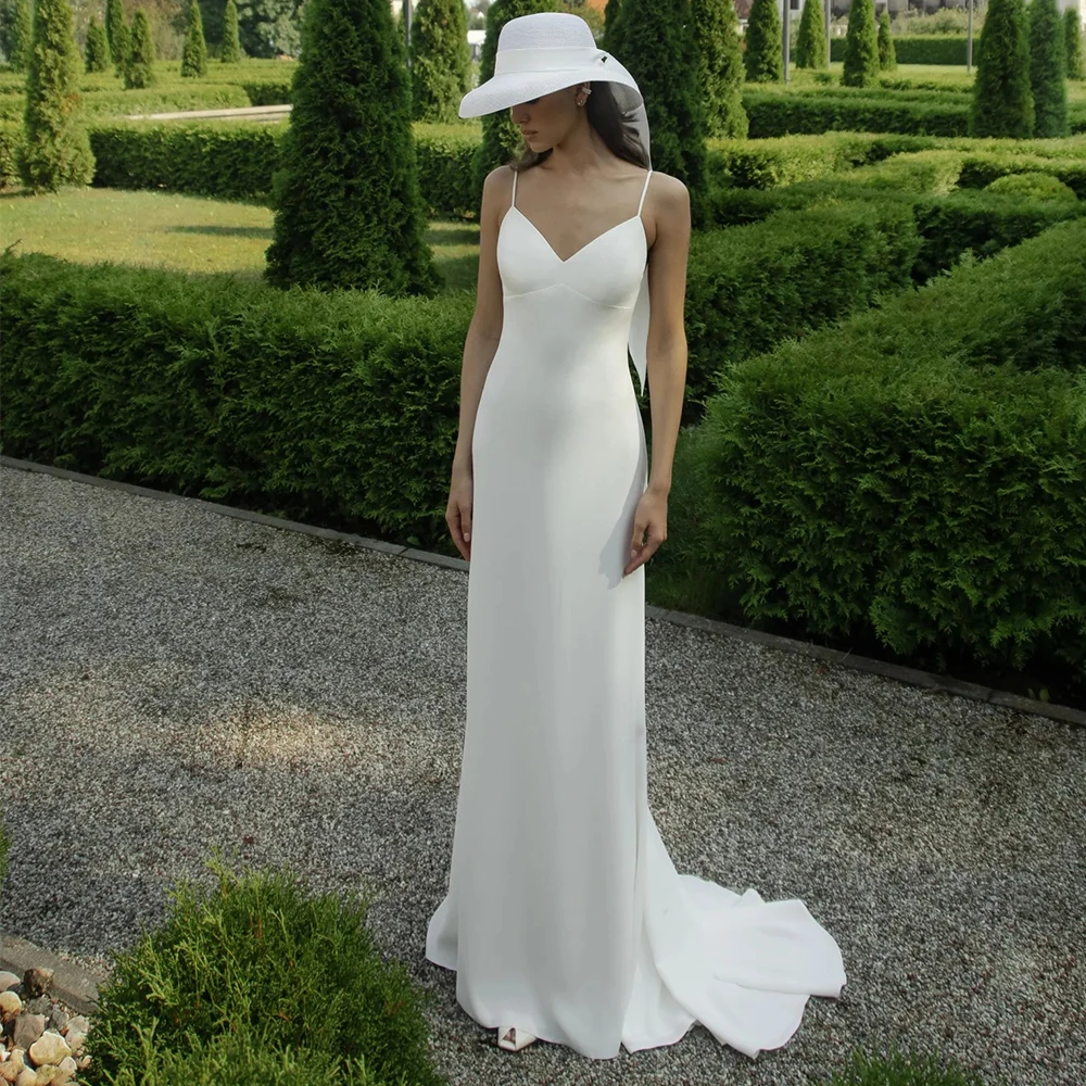Simple Sheath Spaghetti Straps Wedding Dress for Brides Customized High Quality Jersey V-Neck Sweep Train Open Back Bridal Gowns
