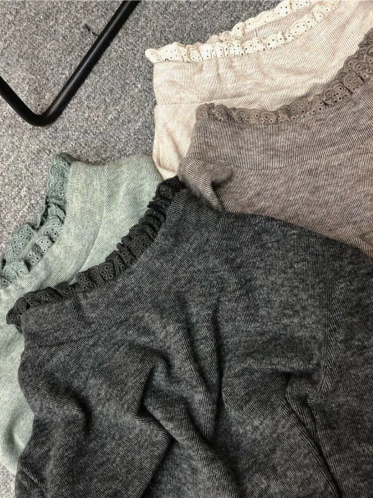 

Thiened ionic Double-sided Velvet High-ne Base irt Women's Winter Ruffle Splicing Warm Long Sve T-irt Fem