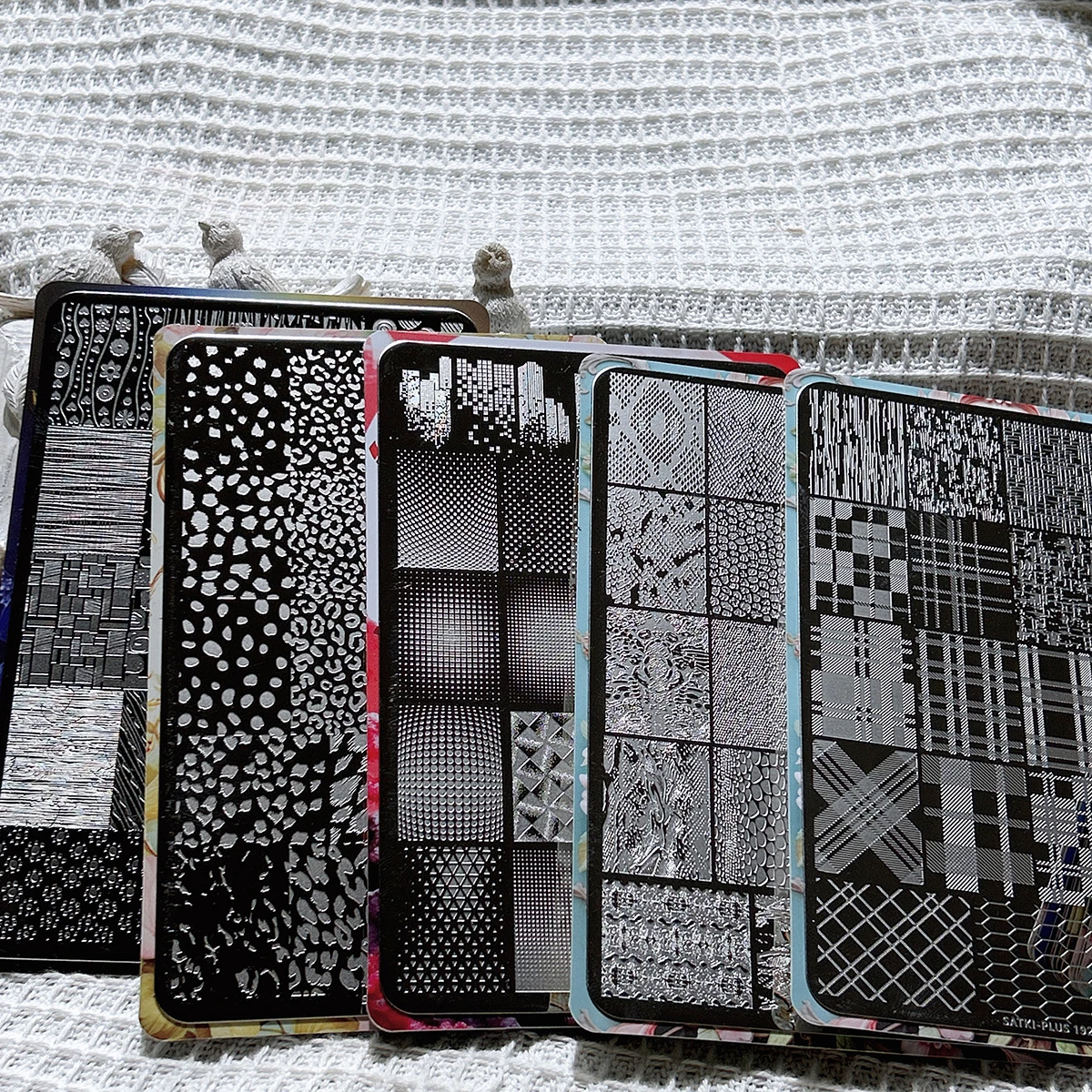 Modelli per timbratura delle unghie Trasferimento trasparente Timbro in silicone Piastra in acciaio Strumenti per nail art Frutta Cartoon Fagiolo rosso Ciliegia Fragola Banana Anguria Pesca Decorazione delle unghie Stampaggio Piastra in acciaio Principiante No-Painting Modello di decorazione delle unghie