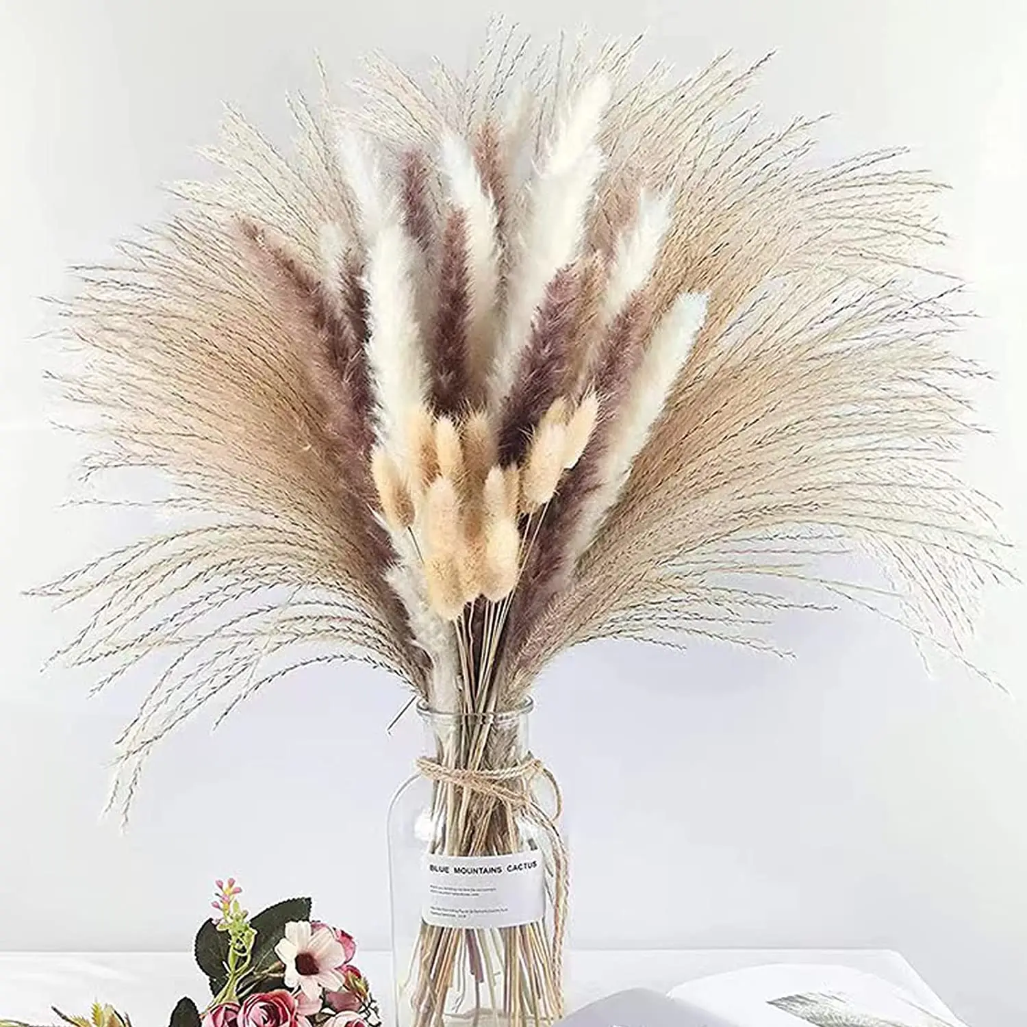 

90Pcs Pampas Grass Including White & Natural Dried Flowers, Reed Grass Bouquet for Wedding Boho Home House Table Party Decor