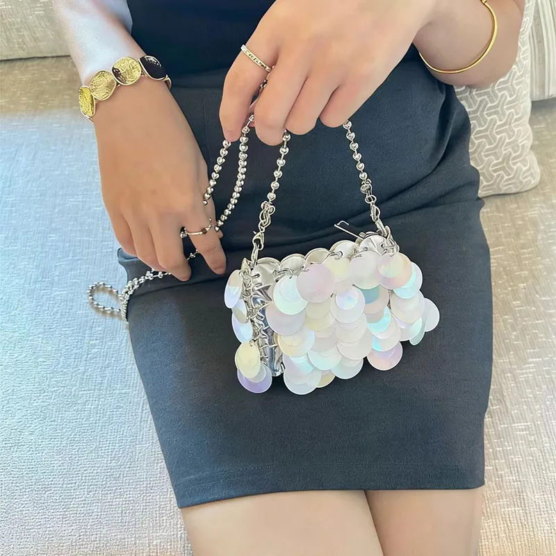 

Women Mini Sequins Bag Silver Metal Chain Woven Bag Evening Bags Clutch Female Travel Holiday Shoulder Bag Handbag