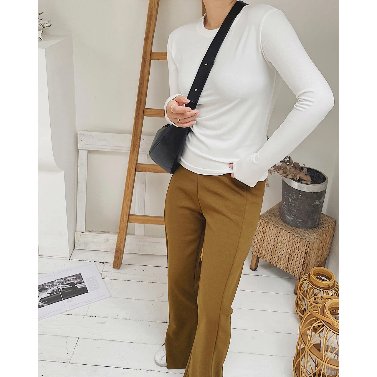 

2022 Y2k Top Women Basic T-shirt Clothes Shirt Blouses Fashion Long Sleeve Korean Oem Vintage Tee Crop Urban Sweatshirts Cheap