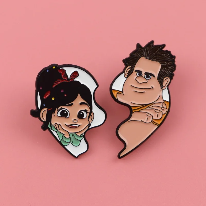Anime Wreck-It Ralph Spilla Divertente Vanellope Von Schweetz Smalto Spille Zaino Abbigliamento Distintivo in metallo Accessori 2 Pz/set