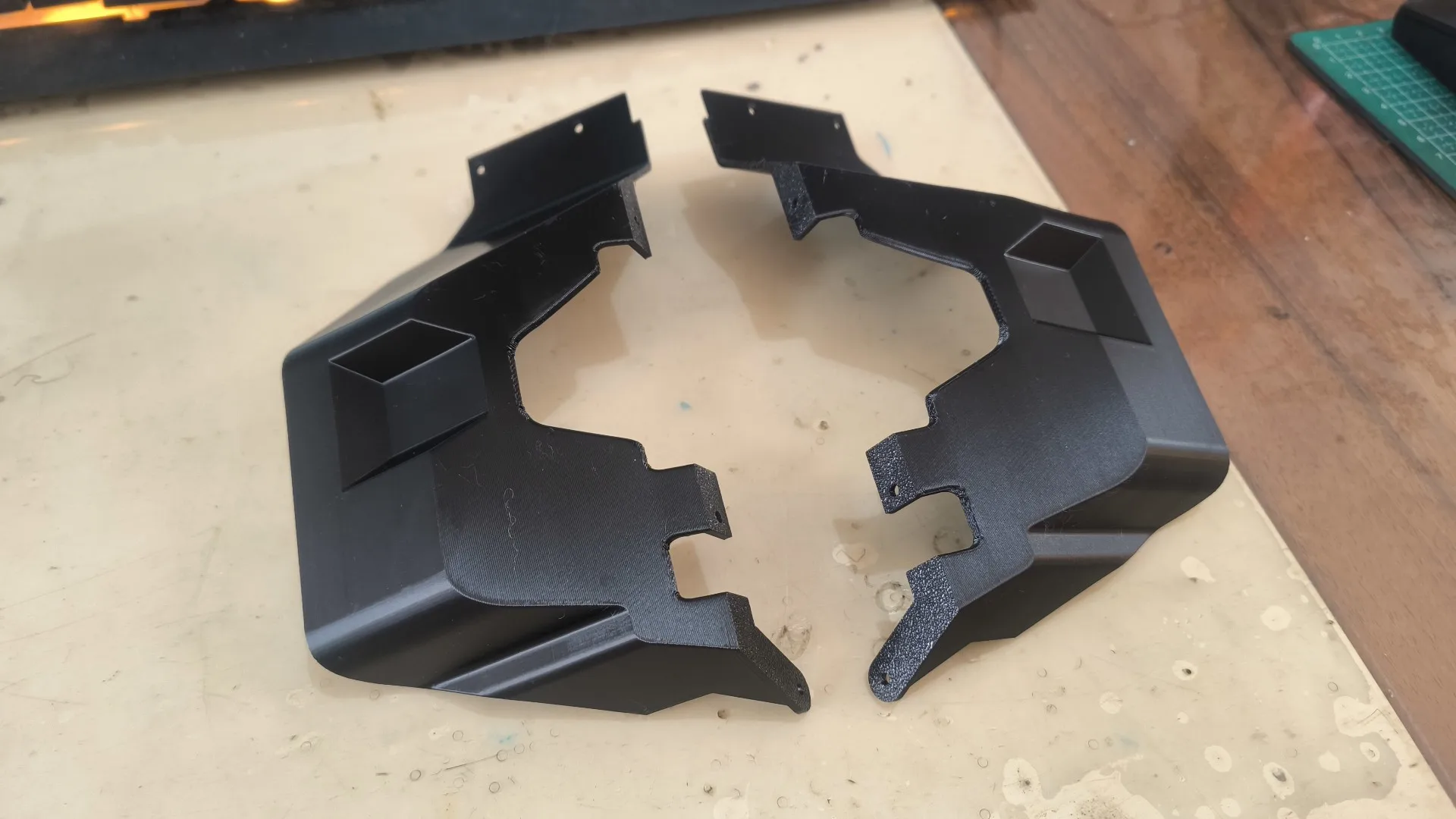 For YIKONG YK4082 1/8 RC Crawler TPU Front Inner Fender Liner 2mm Flexible Upgrade Part 3D Printed No-Drill Front Wheels Only