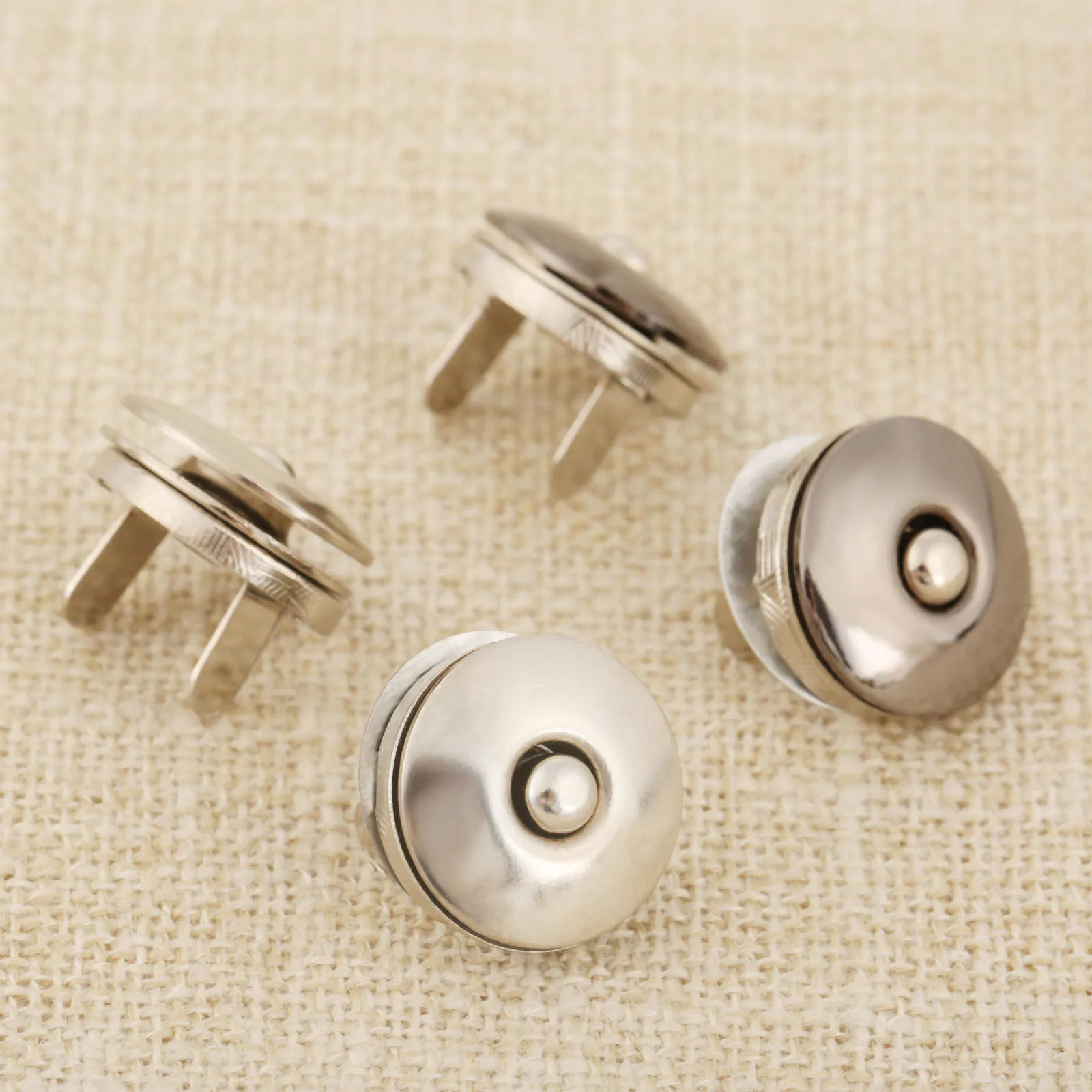 DRELD 10Pcs 17mm Magnetic Sewing Button Magnet Snaps Bag Purse Clasp Metal Buttons Clothing Handbag Accessories Silver/Black