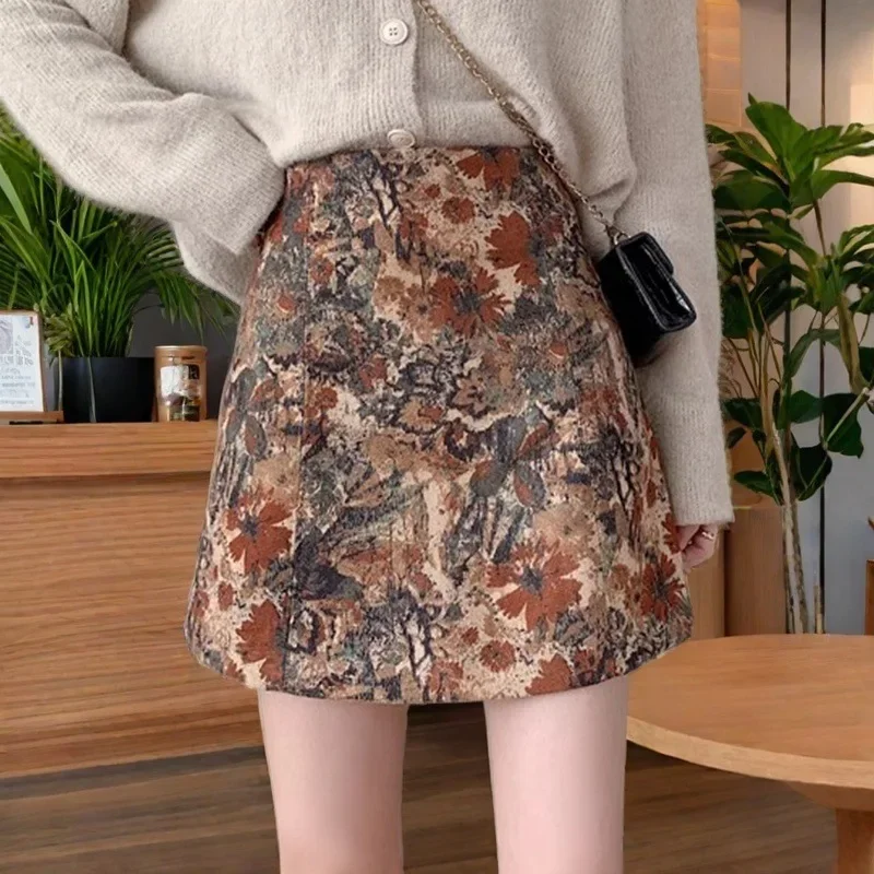 French retro oil painting print skirt women's autumn and winter new fashion temperament high waist slimming A-word hip skirt