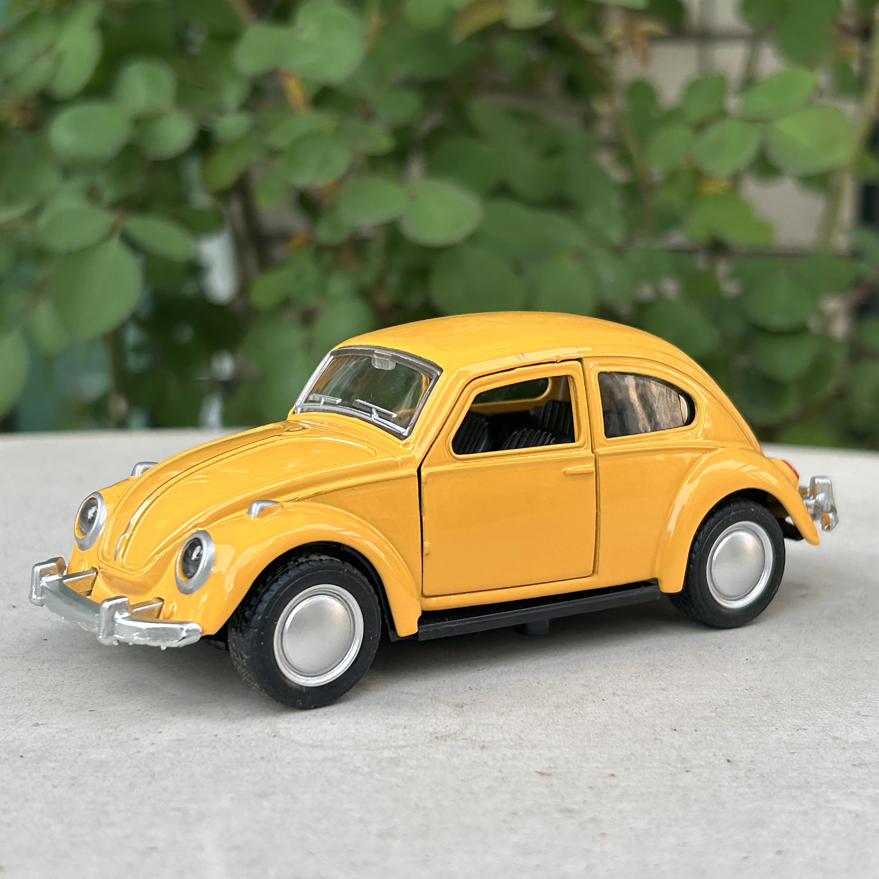 1:36 Alloy Vintage Diecast Car Model BEETLES Classic Pull Back Car Model Miniature Vehicle Replica For Collection Gift