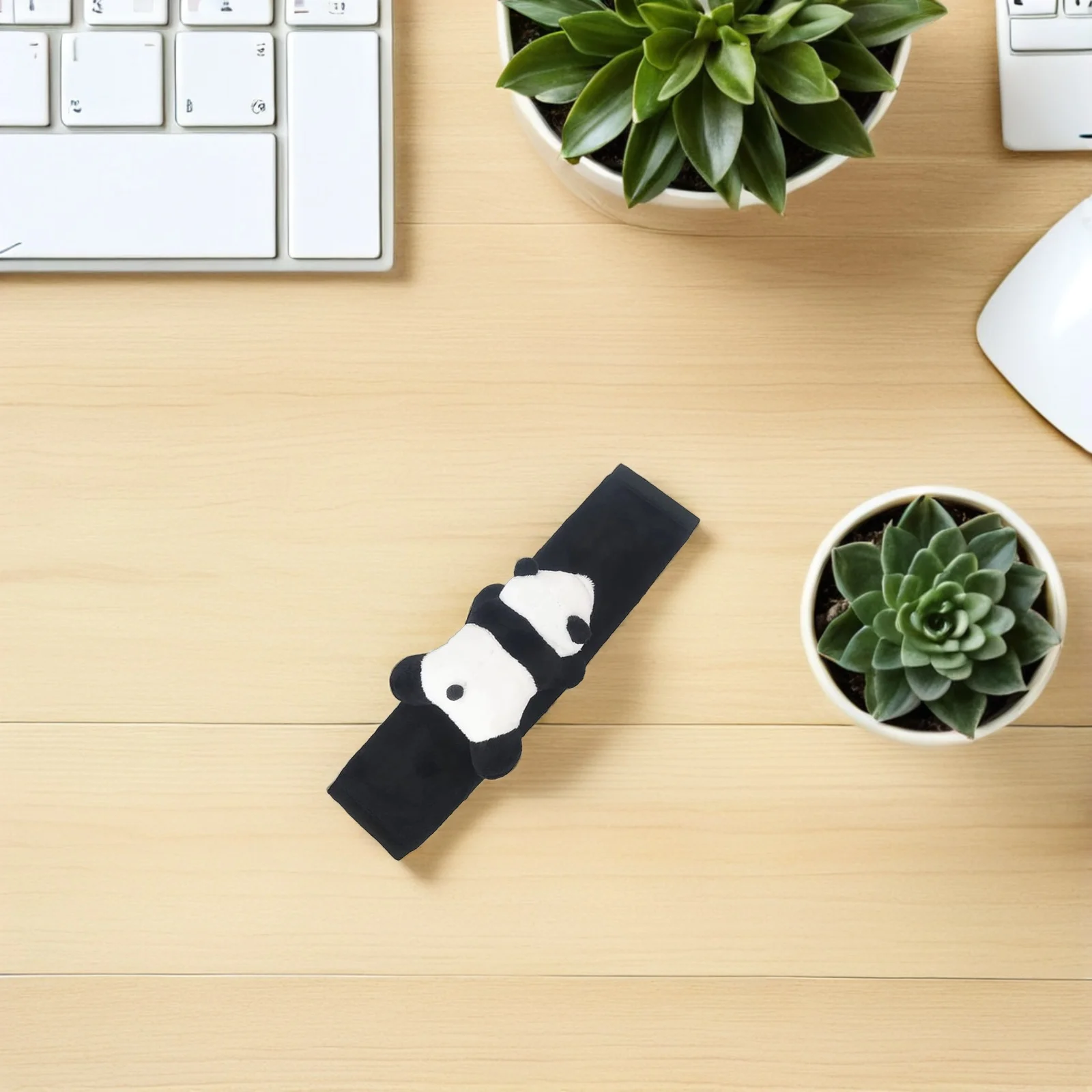 

Safety Belt Pad Cover Panda Design Auto Shoulder Cushion Covers for Adults Flannelette Soft Material Easy