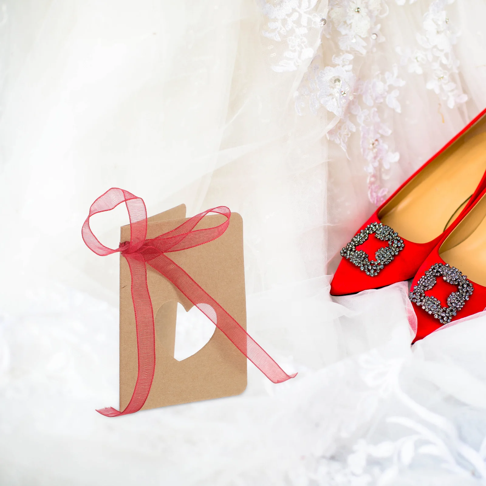 50 قطعة علامات التسمية على شكل قلب ورق الكرافت مع حبل أحمر لتغليف الهدايا الديكور مذكرة الحب ملاحظات المرجعية DIY بها بنفسك #6