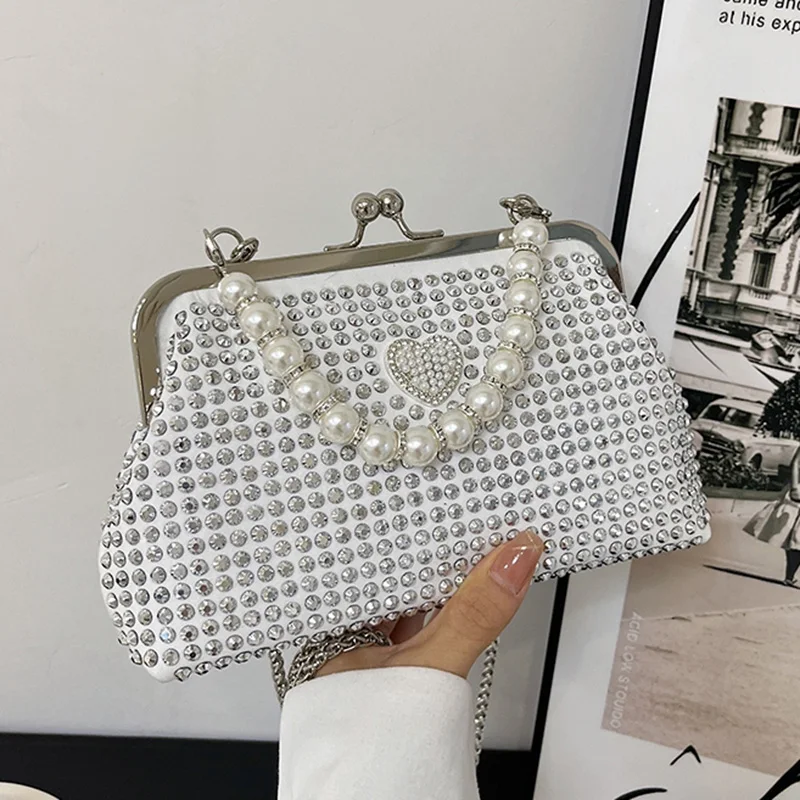 

2022 New Luxury Women Glitter Diamonds Shoulder Bags Pearl Shell Handbags and Purses Evening Clutch Female Chain Crossbody Bags