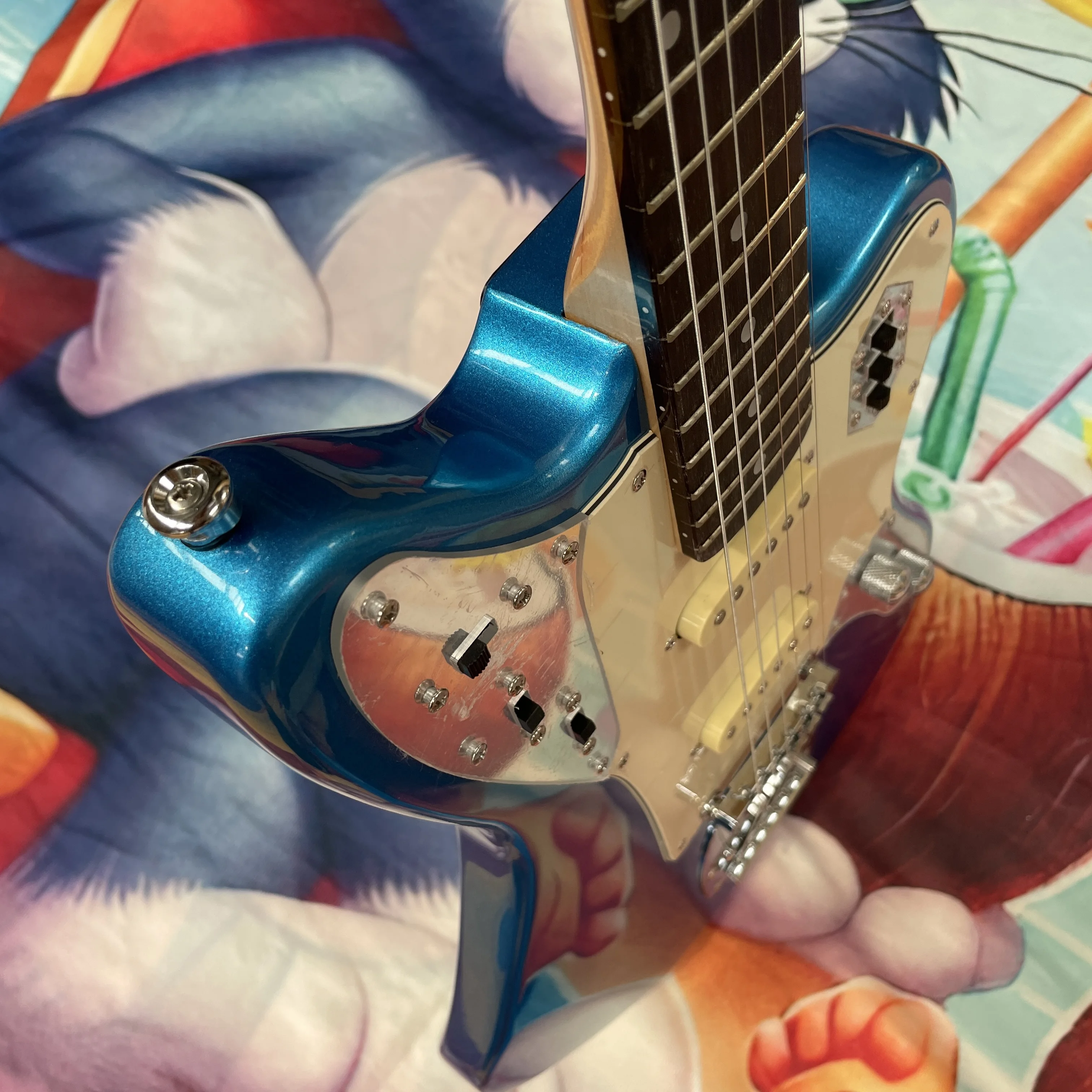 Thumbnail 4 - #10 Latest Guitars Offers