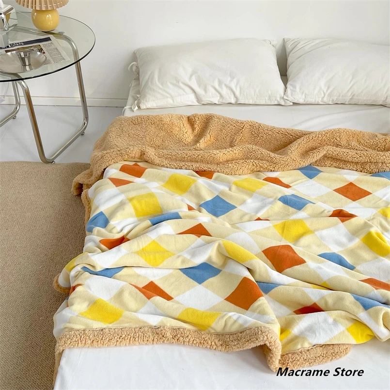 

Korean Style Rhombic Plaid Thickened Double Layer Lambskin Blanket, Casual Simple Nap Shawl, Autumn and Winter Cover