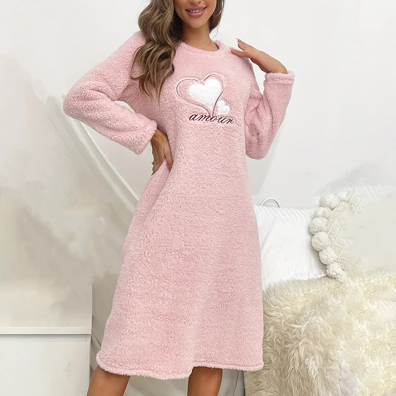 Super-soft Flannel Nightgown Pink Heart Embroidery - Image 5