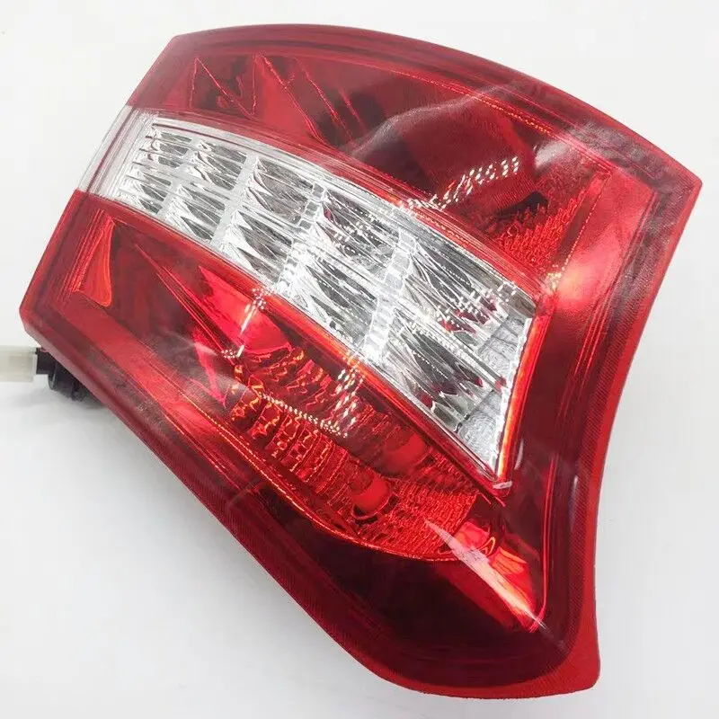Auto parts High quality Rear outer tail light  brake light reversing lights  assembly For Dongfeng DFM Fengshen A60 old model