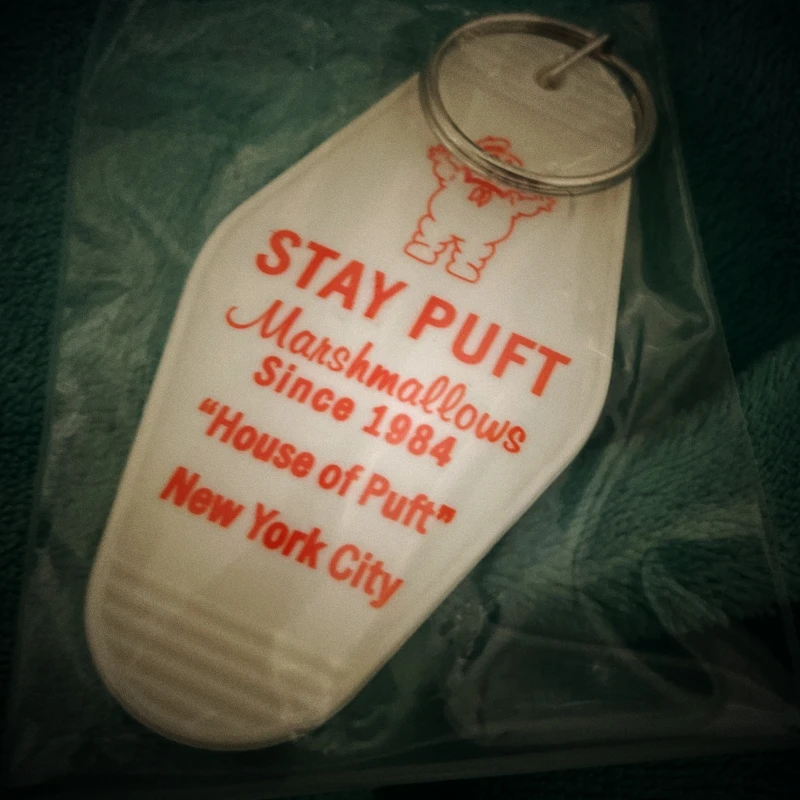 STAY PUFT Manshmallows House of Puft New York City KeyChain Keyring Tag Key Chains Hotel Office Fans Funny Accessory Put logo