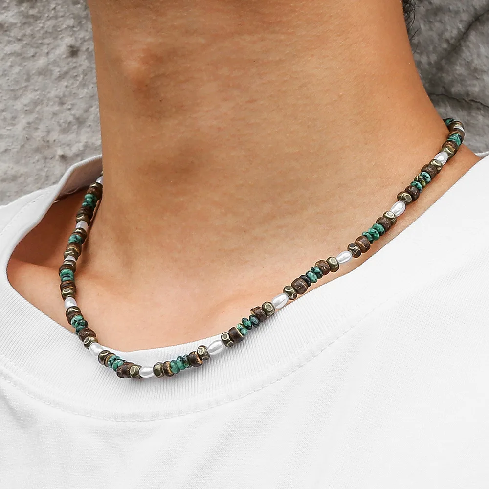 1PC Collana di perle artificiali etniche da uomo estivo per uomo Perline di legno vintage Collana di perline di turchese africano artificiale da uomo